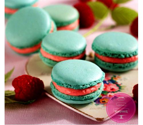 Макаронс Мятного цвета