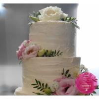 Торт Свадебный Кремовый с живыми цветами