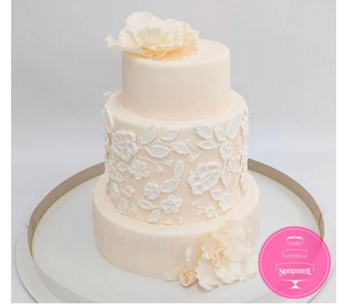 Торт Свадебный с Вензелями и розами